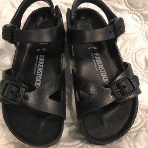 Birkenstock child’s sandal black kids sz 10 eu28